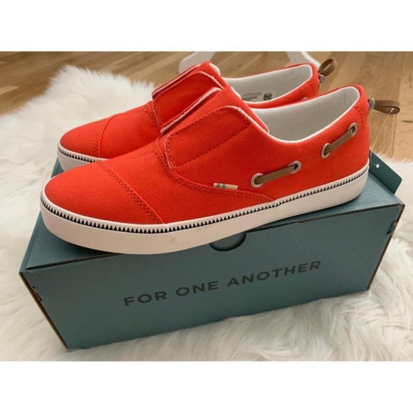 TOMS Red Canvas Pasadena Slip-On Sneaker - Picture 12 of 13